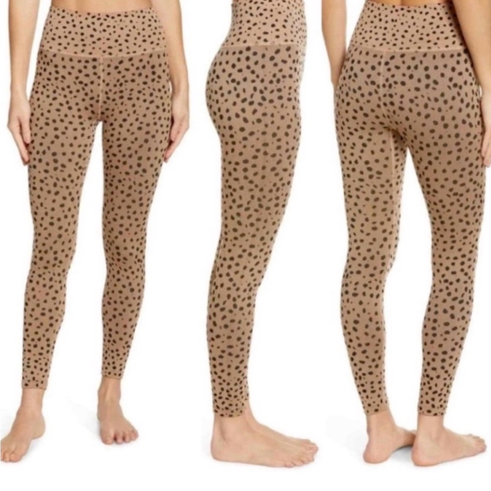 Size M | Zella leopard Print Ribbed Leggings